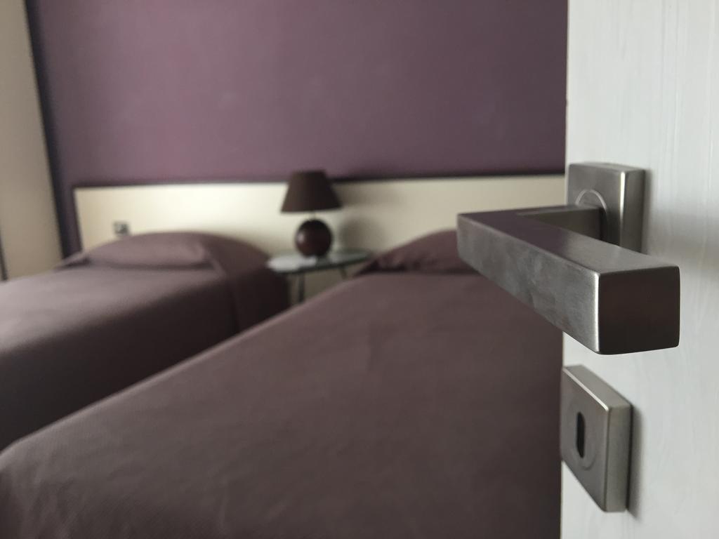 Residence Sole Trieste Ngoại thất bức ảnh